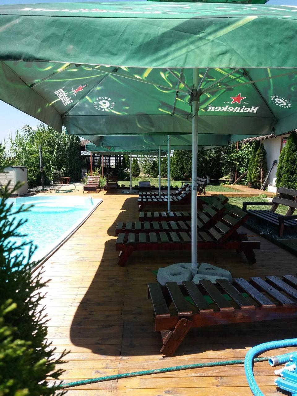 Pensiunea Mila 23 Mila Douăzeci şi Trei Exterior foto